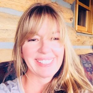 Meet your Posher, Jana